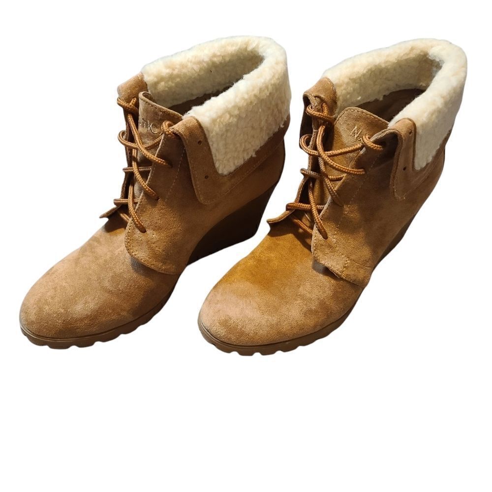 Nautica • Rendon Sherpa Lined Wedge Ankle Bootie Size 8.5